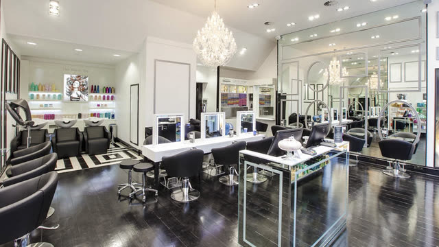 'Rush' - Salon Westfield Stratford - image 4