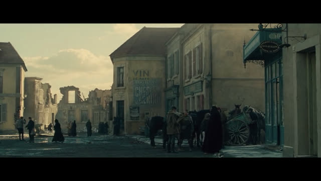 'Wonder Woman' - Veld Town Square - image 10